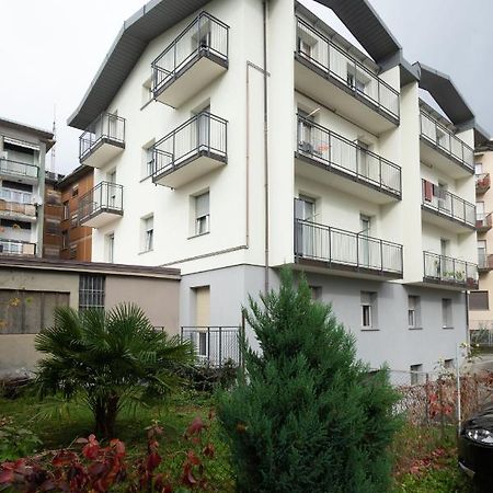 Casa Vacanze Valeria Сондрио Экстерьер фото