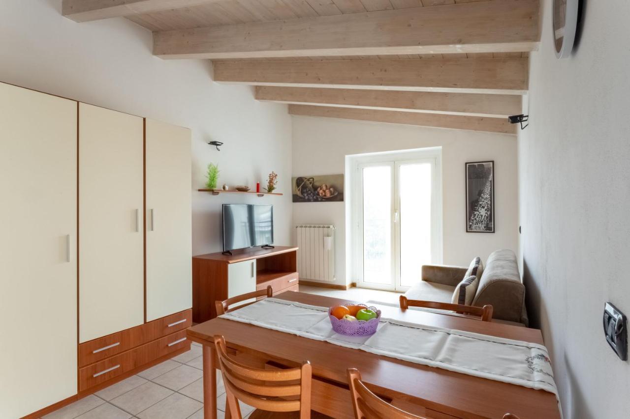 Casa Vacanze Valeria Сондрио Экстерьер фото