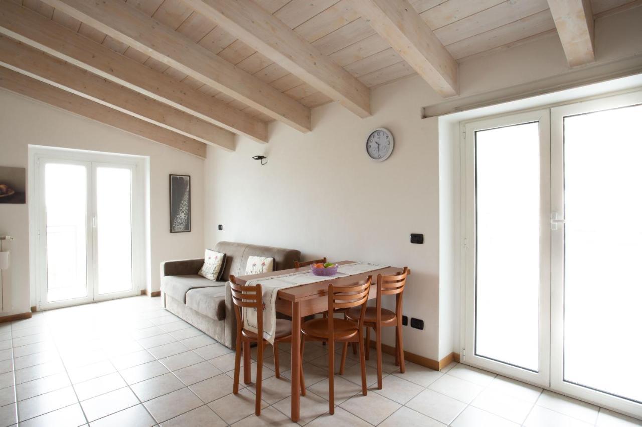 Casa Vacanze Valeria Сондрио Экстерьер фото