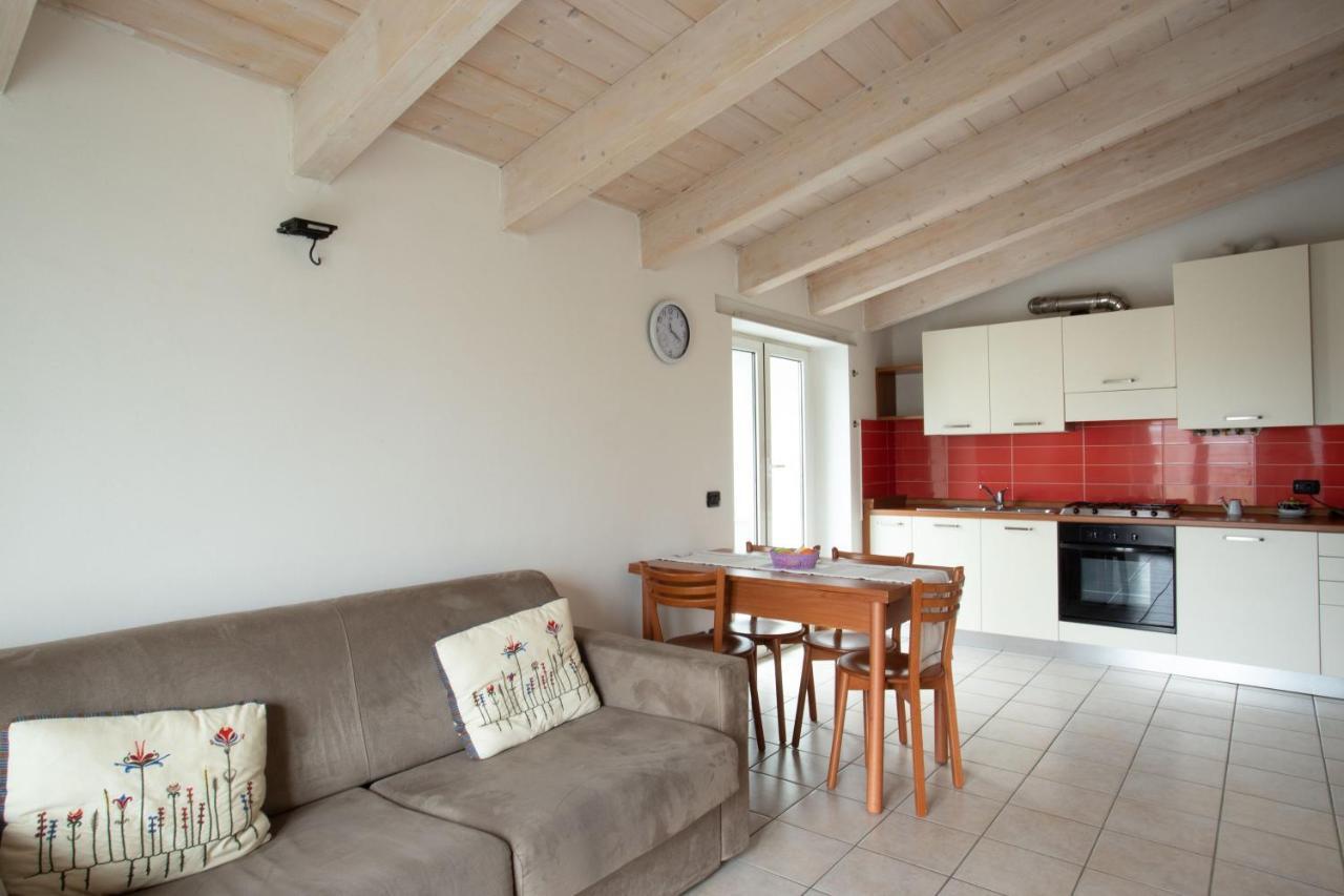 Casa Vacanze Valeria Сондрио Экстерьер фото