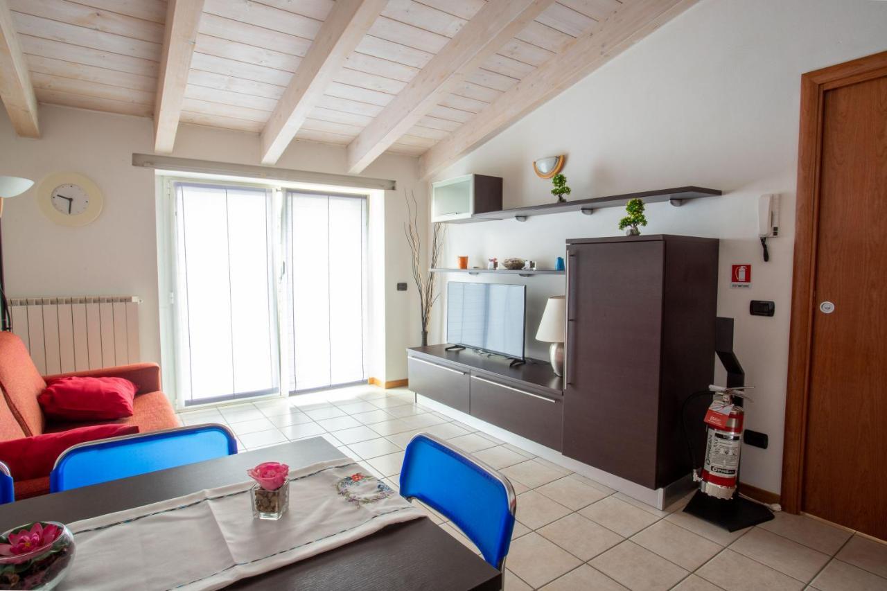 Casa Vacanze Valeria Сондрио Экстерьер фото