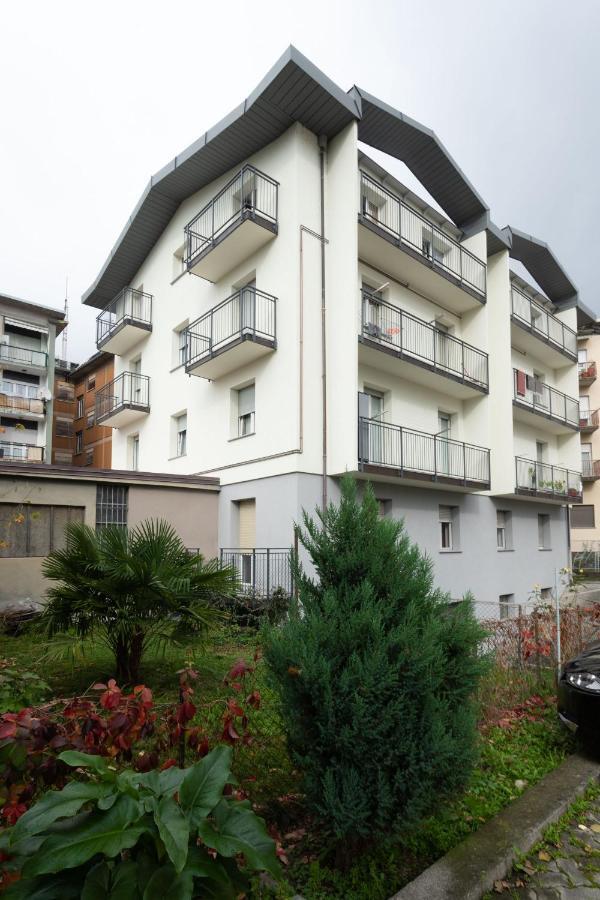 Casa Vacanze Valeria Сондрио Экстерьер фото